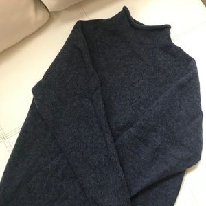 EMS men’s 100% wool sweater M